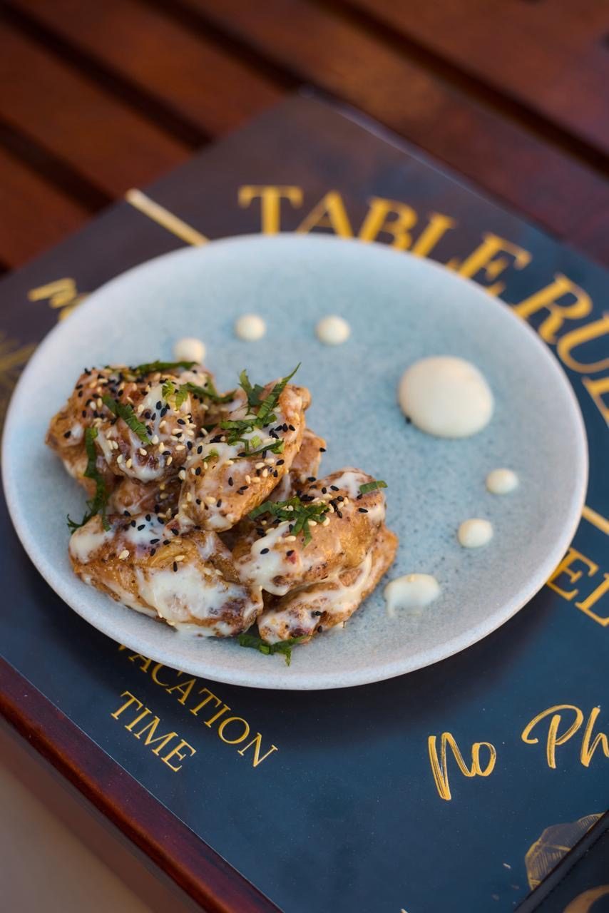Grilled chicken wings